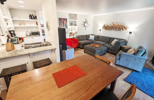 2 Bedroom Ground Level Condo is the wonderfully located Abbot House complex - ABT04