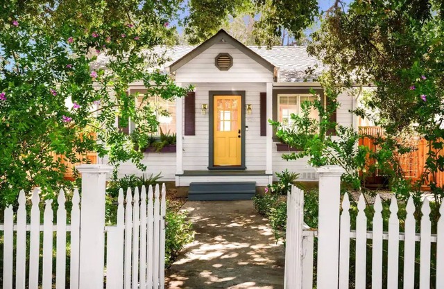 2 Bedroom House Near Palo Alto
