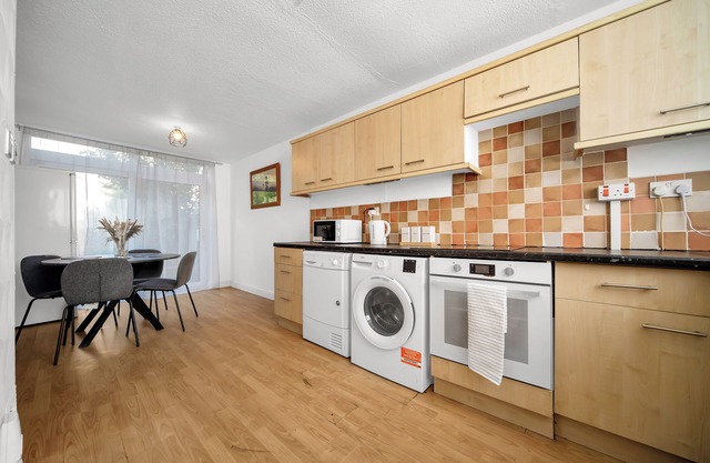 2-bedroom house with a Garden close to Birmingham city center