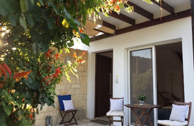 27 Pissouri Bild, 2-Zimmer-Villa, 100 m vom Pissouri Strand mit Meerblick
