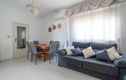 2 Bedroom Lovely Apartment In Sagunto