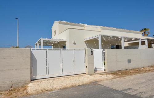 2 Bedroom Pet Friendly Home In Kaukana