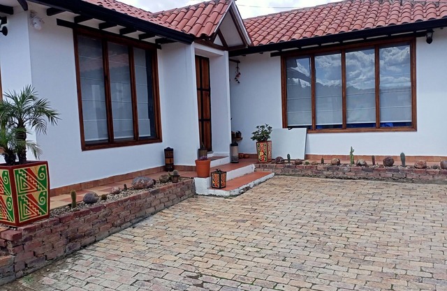 Beautiful view house in Villa de Leyva, ideal place to rest, no noise.