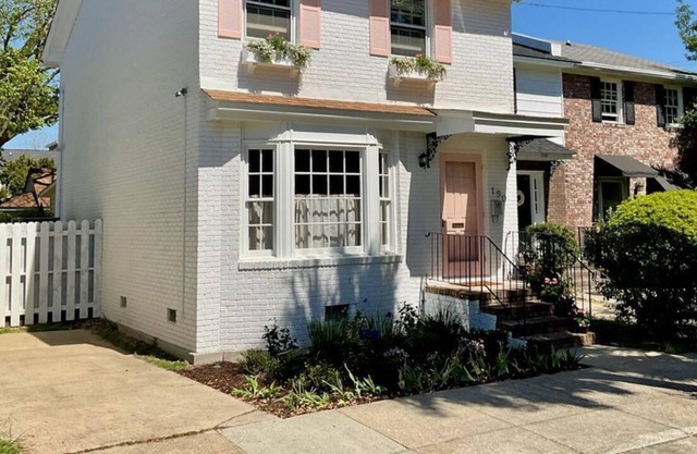 2 Bedroom Single family L-554435 by Houzlet