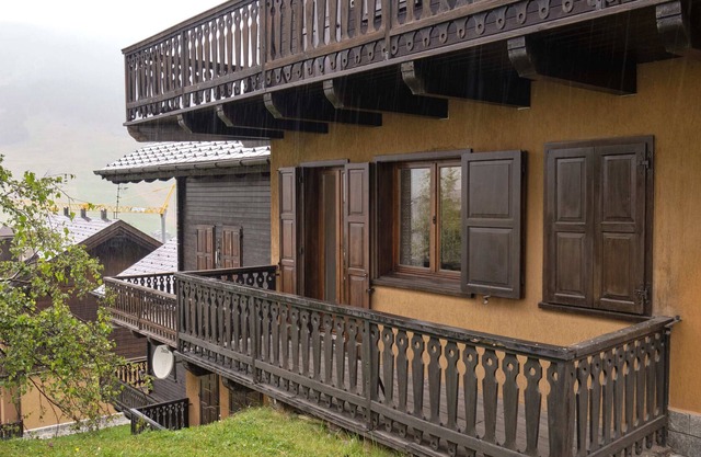 2 Bedroom Ski In - Ski Out Apartment in Livigno
