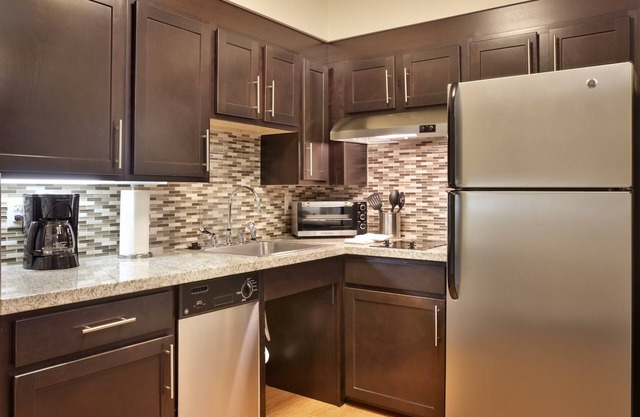 2 Bedroom Suite | Access to a Heated Pool + Hot Tub | Free Breakfast Buffet