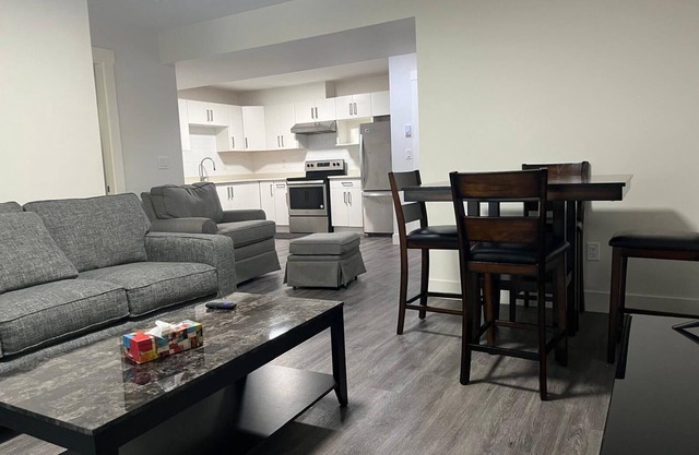 2 Bedroom suite with free parking