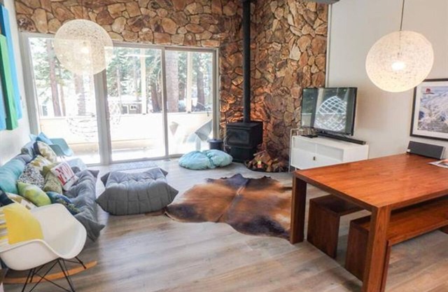 2 bedroom Townhouse in Tyrolean Village