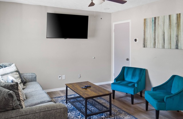 2 Bedroom Townhouse Fire Pit - BBQ - Fun Relax