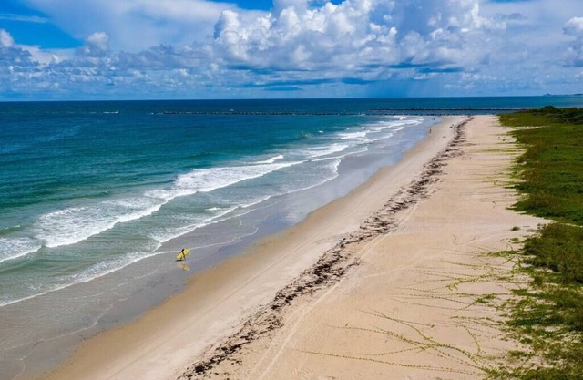 2 Bedroom Townhouse on Hutchinson Island!
