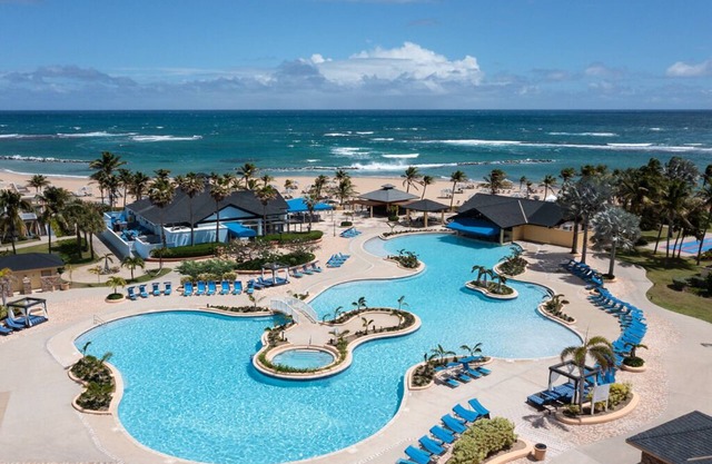 2 Bedroom Villa, Sleeps 8, Oceanview, Full Kitchen, St Kitts Beach Club Resort!!