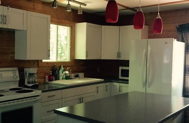 2 Schlafzimmer Waterfront am St. John River, Toller Strand zum Schwimmen, Bootfahren