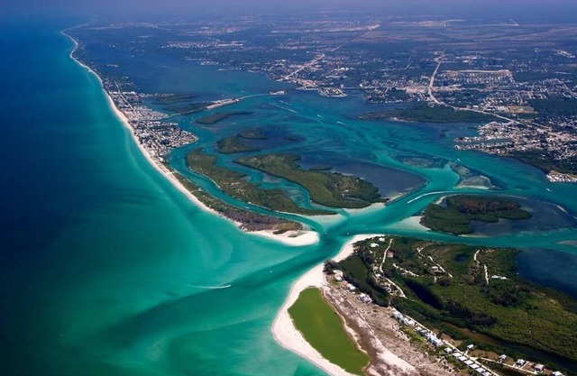 2 Br / 2 BA 1. Stock Poolside Eigentumswohnung In Englewood / Manasota Key Fl