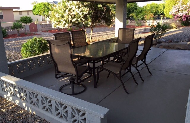 2 BR 2 BA Sun City Home, 6 Personen, Nähe Restaurants, Einkaufen, Sportstätten