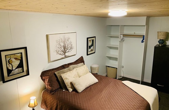 2-BR Basement unit Near Pine Centre Mall