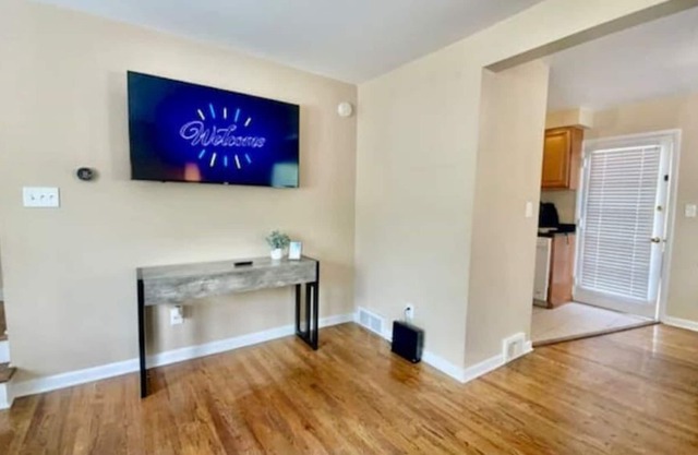 2 BR Birmingham beauty