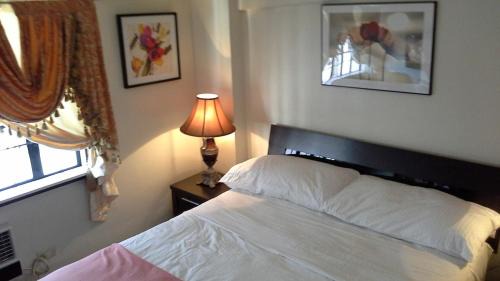 2 BR Loft Type Bright Family Friendly Apartment in Mnl