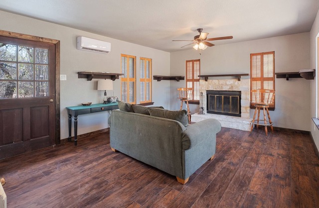 2 Cabins on 41 Acres 5 miles North of Hondo.