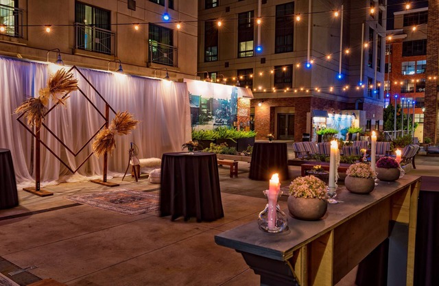 2 Connecting Suites with Three Beds and One Sofabed at a 4 Star Hotel by Suiteness