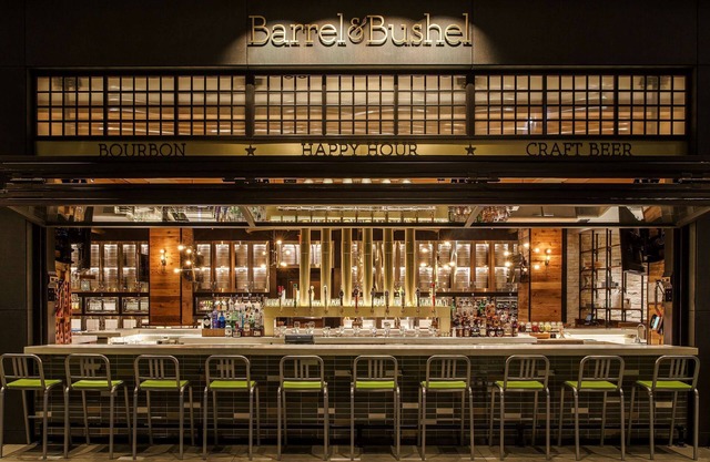 2 Connecting Suites with 3 beds at a 4 Star Hotel by Suiteness