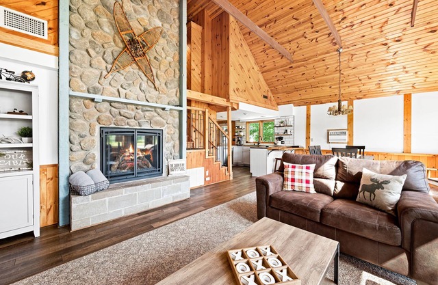 2 cozy, secluded cabins on beautiful waterfront acreage with epic game room