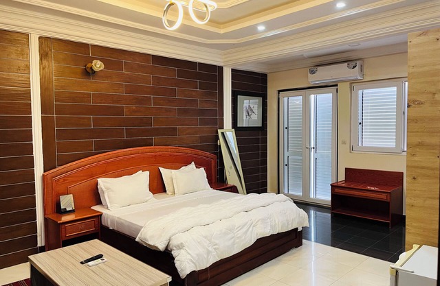 Smoking Double Balcony Room