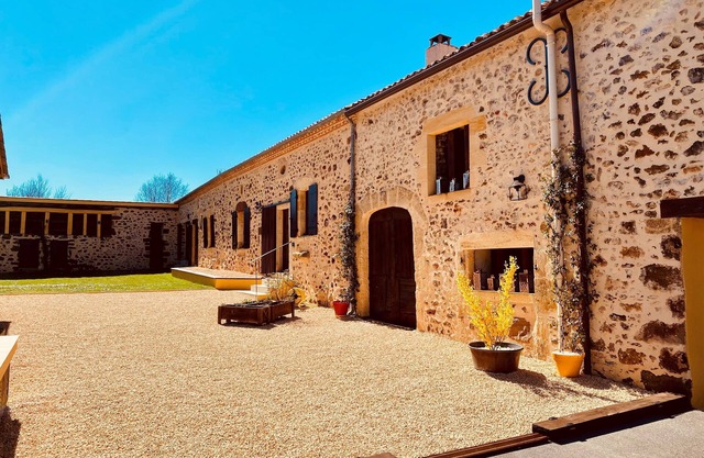 4* Holiday Home with Aircon throughout and Private Heated Salt 10x4 Pool