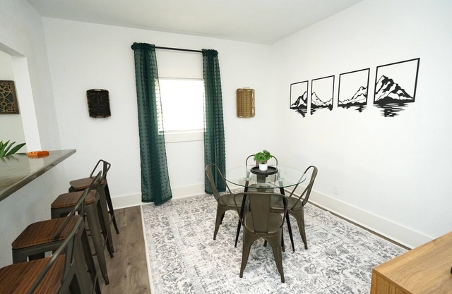 2 homes- 7BR: Gather & Relax