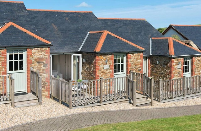 2 Bewahrerhaus, Hillfield Village, DARTMOUTH