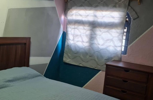 2 lugar amplio cómodo ideal para venir a trabajar