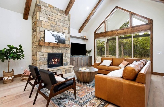 2 Masters/Hot Tub/Minutes To Lake/Tamarack/FirePit