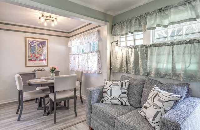 < 2 Mi to Beach: Cozy Cottage w/ Patio on Cape Cod