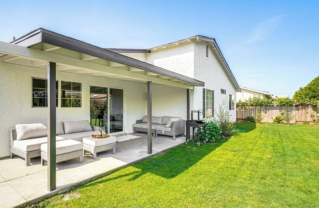 2 Mi to Beach: Pet-Friendly Oxnard Home w/ Yard