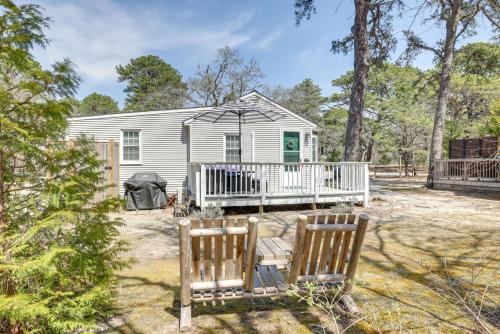 2 Mi to Coastline Wellfleet Gem with Deck and Grill