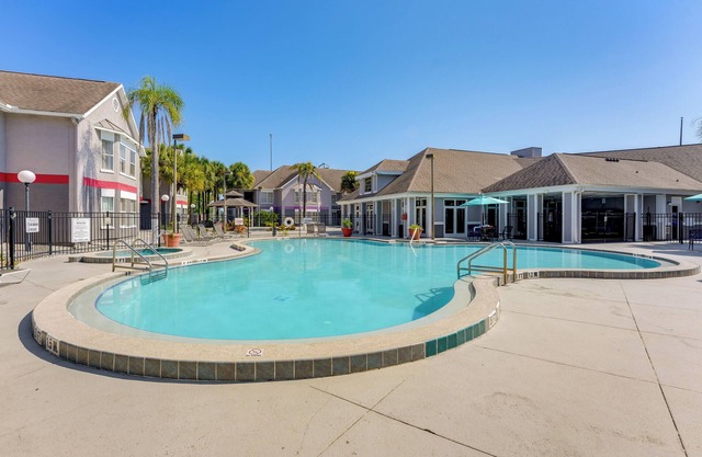 2 Mi to Disney & Old Town: Resort Condo w/Perks