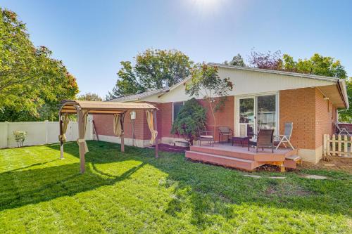 2 Mi to Gardner Village Family Gem with Fenced Yard