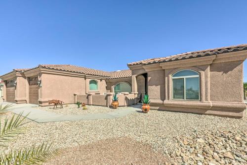 2 Mi to London Bridge Lake Havasu Getaway