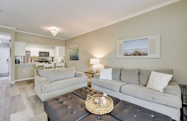 2 Mi to Ocean! Poolside Escape in Miramar Beach