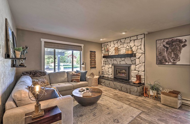 2 Mi to Rocky Mtn Nat'l Park: Grand Lake Condo