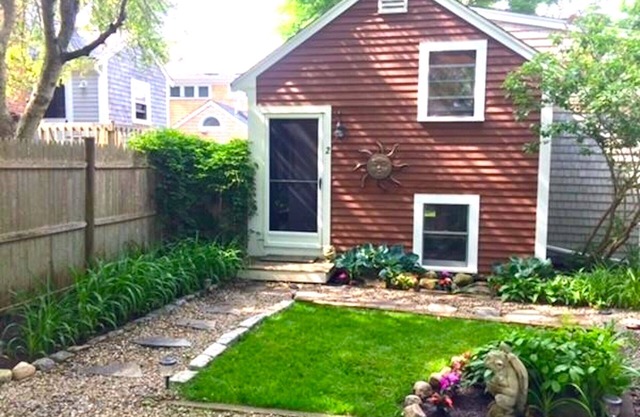 Makellose Cottage-Schritte vom Sea Street Beach - Gehen Sie auch in die Innenstadt von Hyannis!