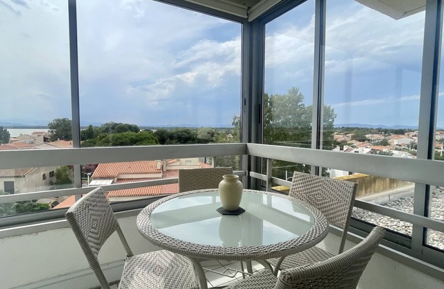 2-Zimmer-Wohnung mit Parkplatz, WIFI und Klimaanlage