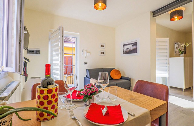 2-Zimmer-Eckwohnung mit Balkon im Herzen der Altstadt