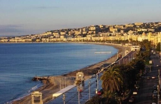 2 Zimmer, am Quai Des Etats Unis in Nizza, traumhafter Blick aufs Meer