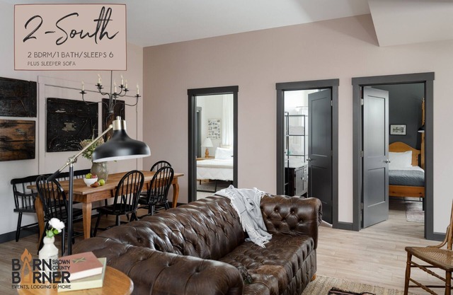 2-South: Cozy 2BR in Downtown Nashville, IN w/ Rooftop Patio