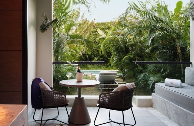 2 Spacious Rooms w/Pvt Pool in Sophisticated All-inclusive Beachfront Resort