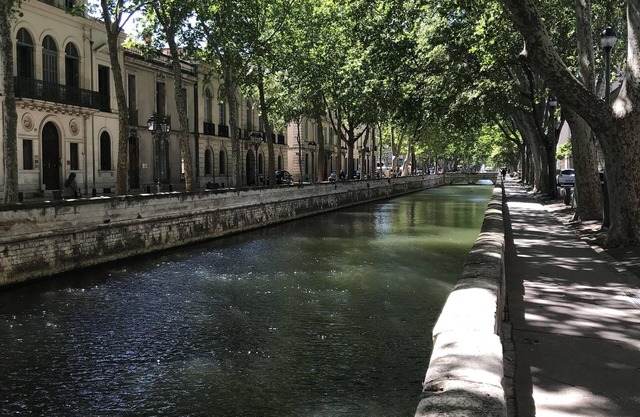 2 Schritte vom Jardins de la Fontaine für 4 oder 6 Personen