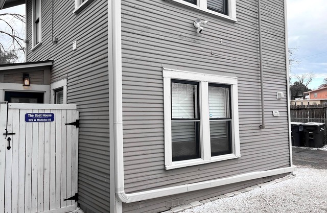 Private 2 story back house in beautiful Monte Vista