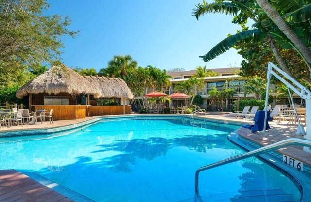 2 Units | Naples Stay | Near 9th St N Attractions and Shopping Spots