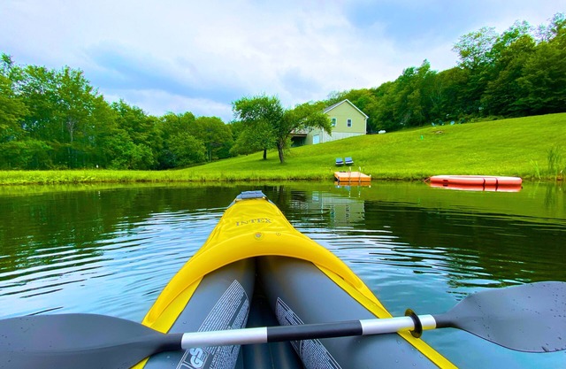 20 Acre Catskills Chic Mountain Cabin + Hot Tub, Swimming Pond, Game Room