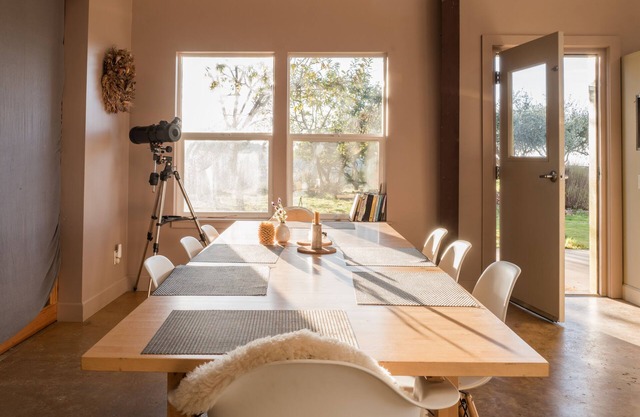 200 Morgen moderne Mendocino-heiße Frühlinge entgehen